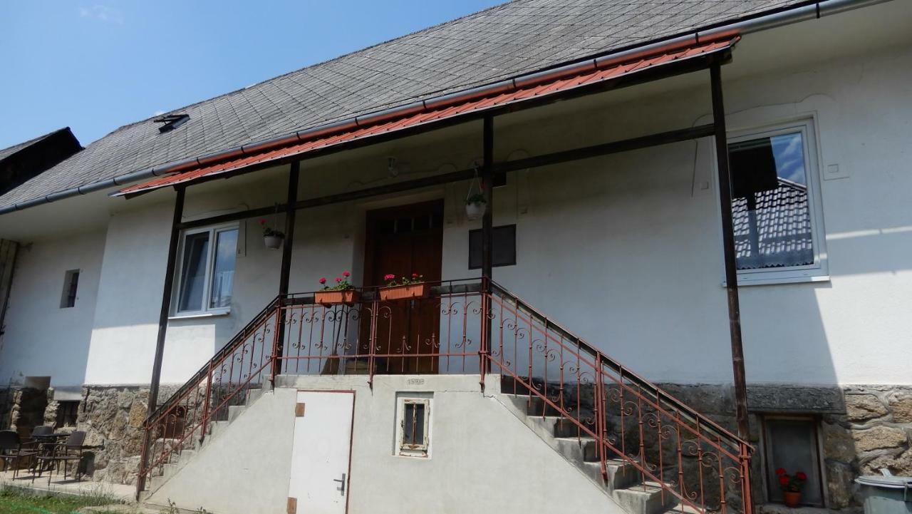 Chalupa u Beňov Lúčky Exteriér fotografie